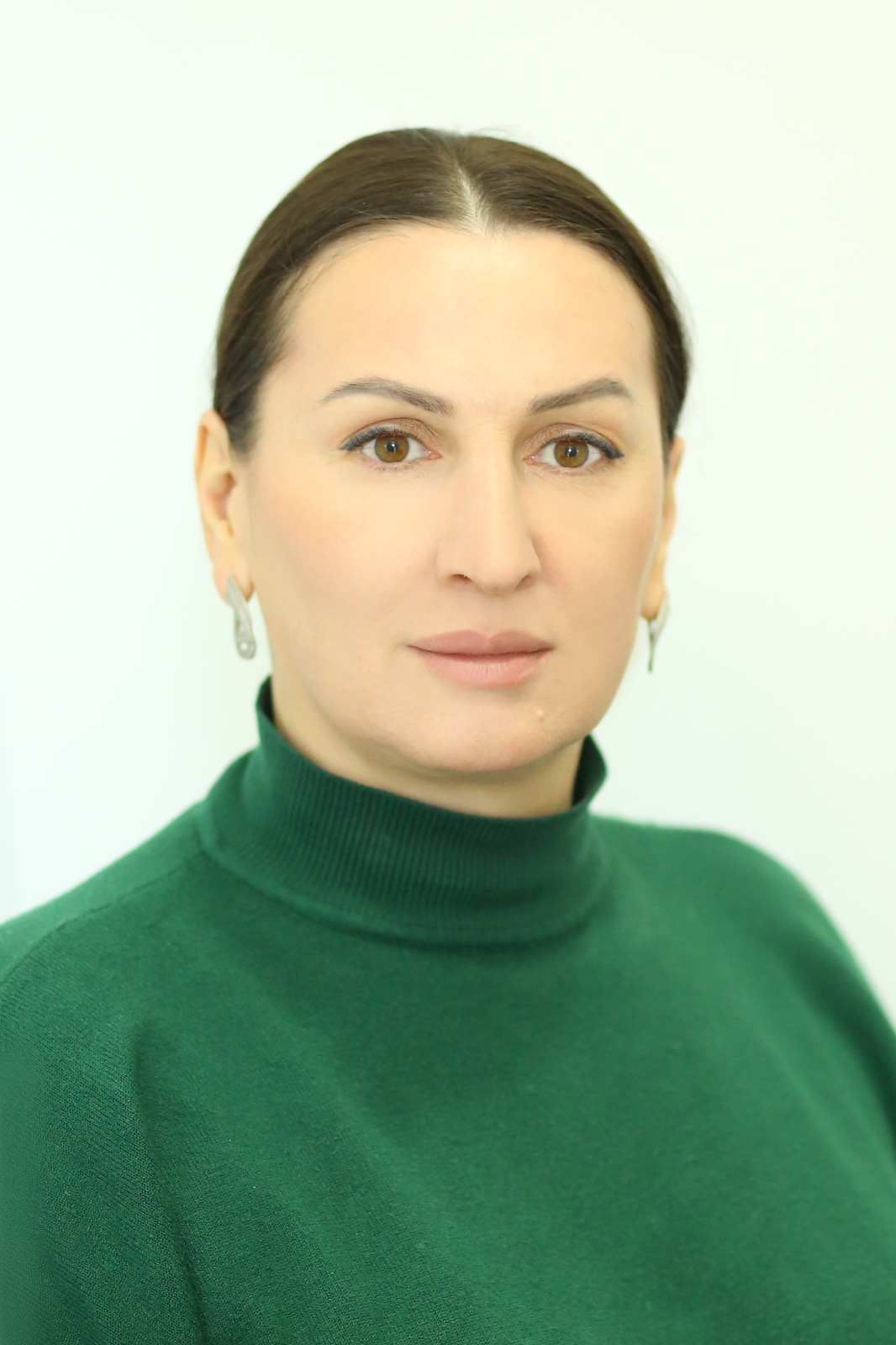 Гаджиева Назимат Абдусаламовна.