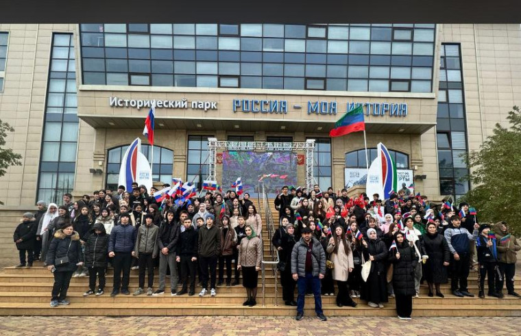 Посещение выставки натовской техники, захваченной в зоне спецоперации.
